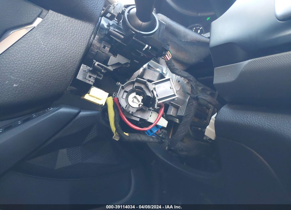 2021 KIA SELTOS LX VIN: KNDEPCAA0M7061467