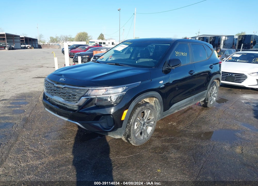2021 KIA SELTOS LX VIN: KNDEPCAA0M7061467