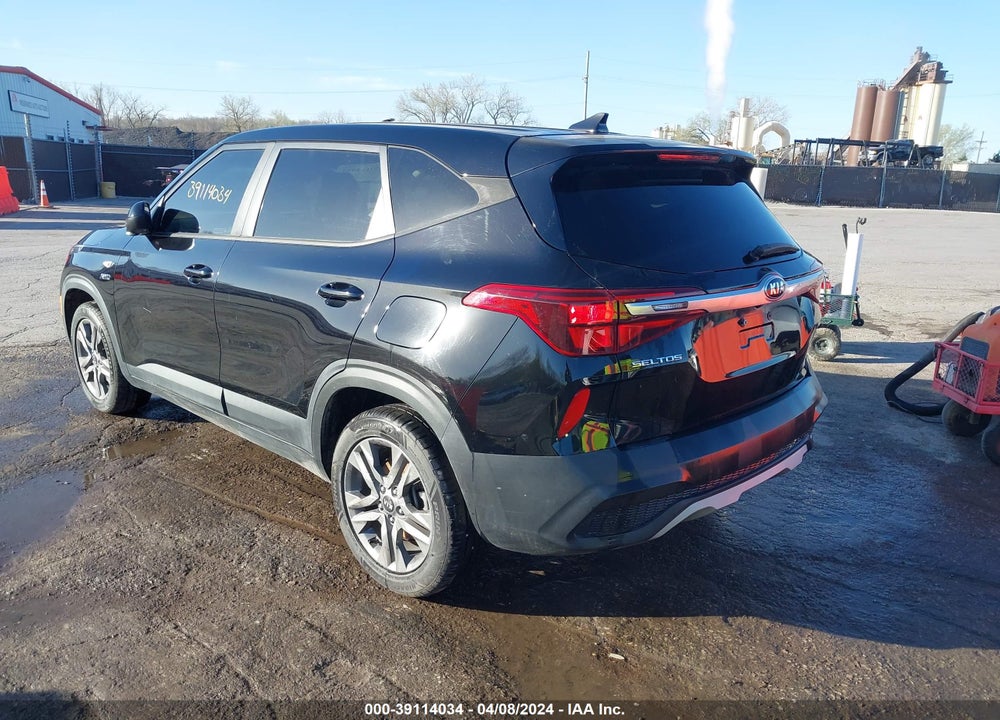 2021 KIA SELTOS LX VIN: KNDEPCAA0M7061467