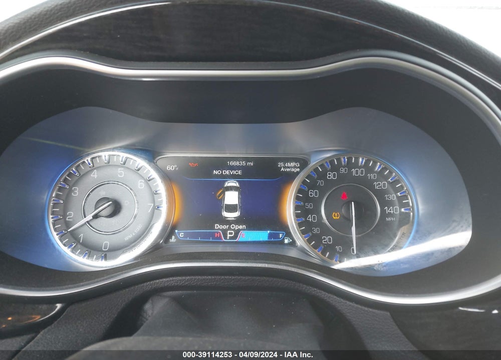 2015 CHRYSLER 200 C VIN: 1C3CCCCGXFN727886