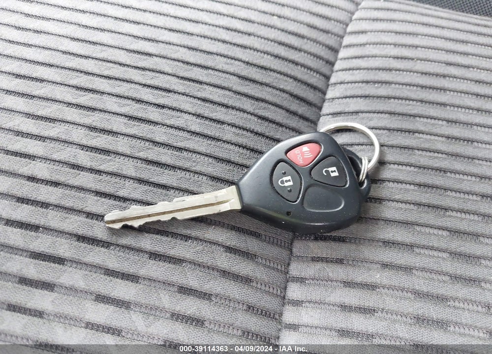 2015 TOYOTA 4RUNNER SR5 VIN: JTEBU5JR0F5260011