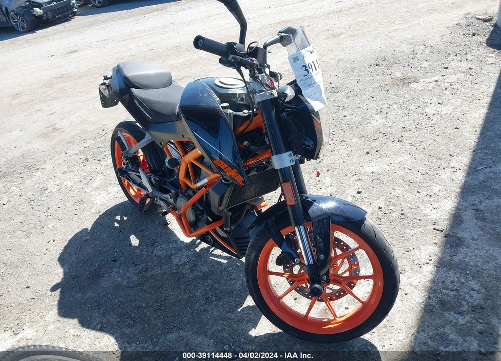 2015 KTM RC 390 VIN: MD2JGJ401FC254401