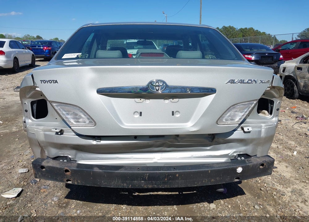 2001 TOYOTA AVALON XLS VIN: 4T1BF28BX1U177380