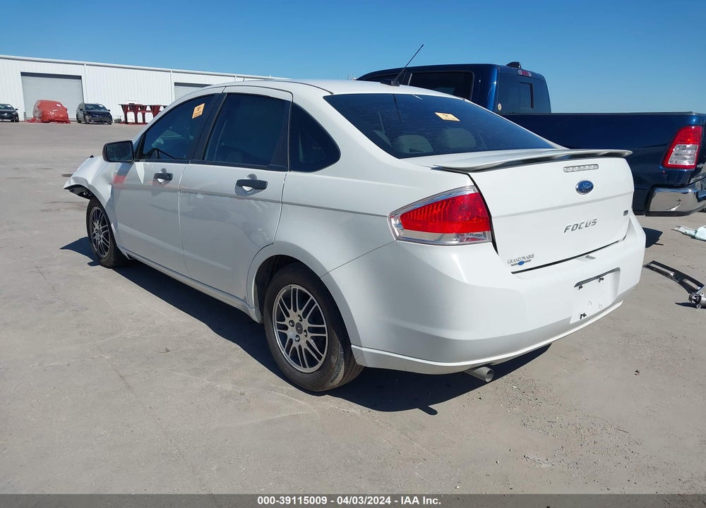 2010 FORD FOCUS SE VIN: 1FAHP3FN8AW290091