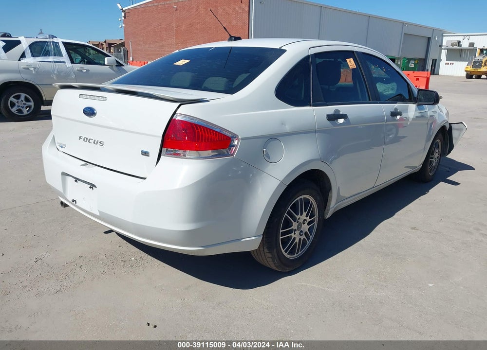 2010 FORD FOCUS SE VIN: 1FAHP3FN8AW290091
