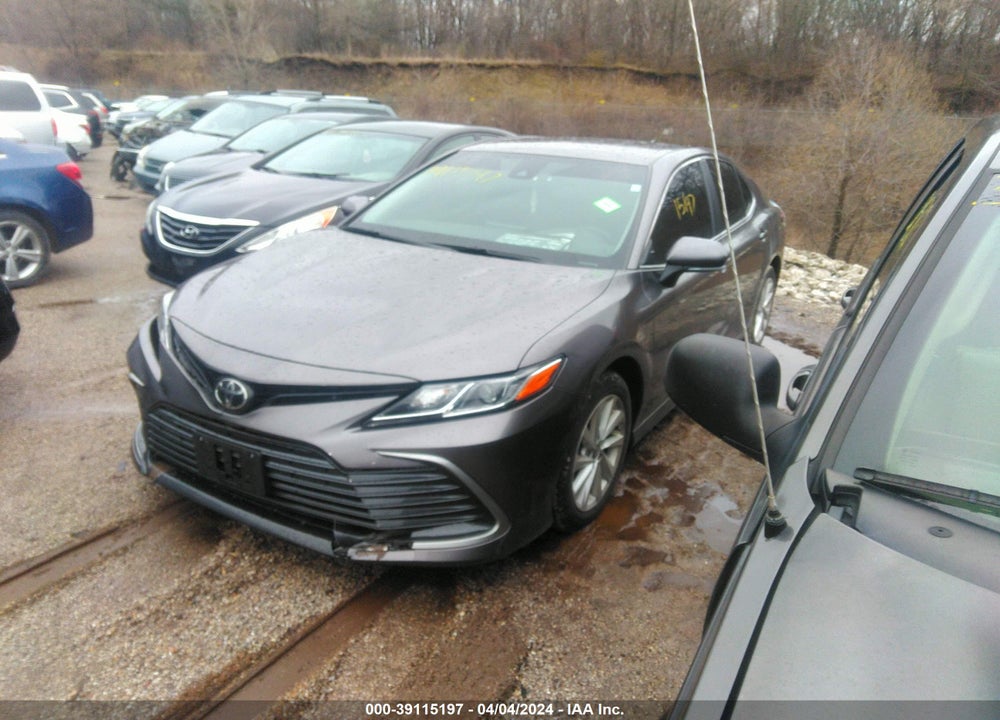 2022 TOYOTA CAMRY LE VIN: 4T1R11AK6NU617554