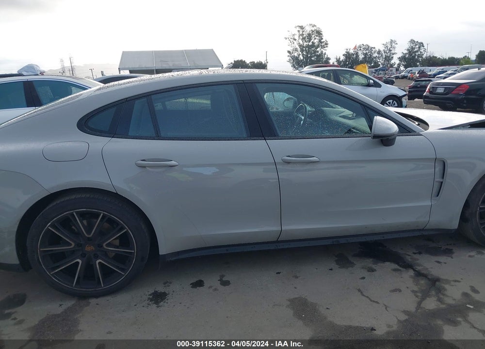 2018 PORSCHE PANAMERA 4 VIN: WP0AA2A71JL116610