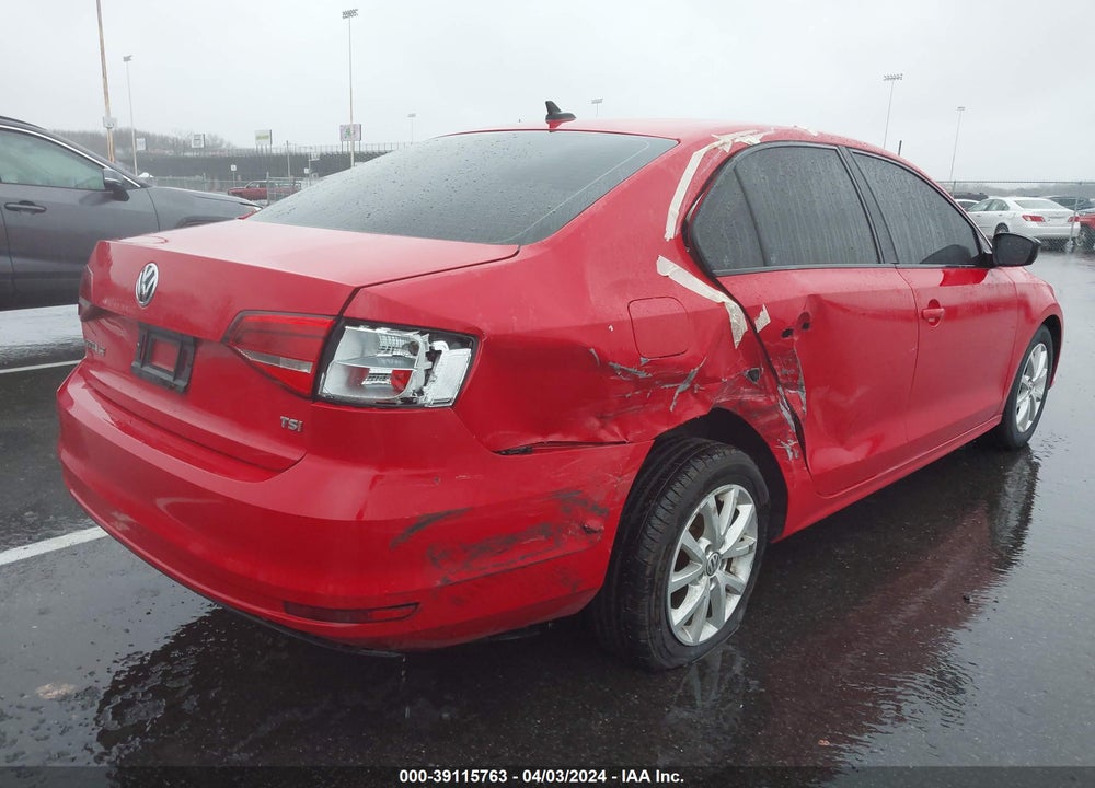 2015 VOLKSWAGEN JETTA 1.8T SE VIN: 3VWD17AJ9FM239614
