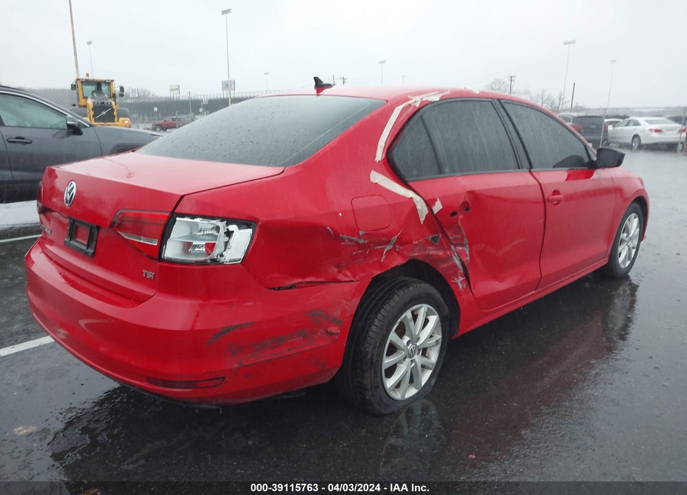 2015 VOLKSWAGEN JETTA 1.8T SE VIN: 3VWD17AJ9FM239614