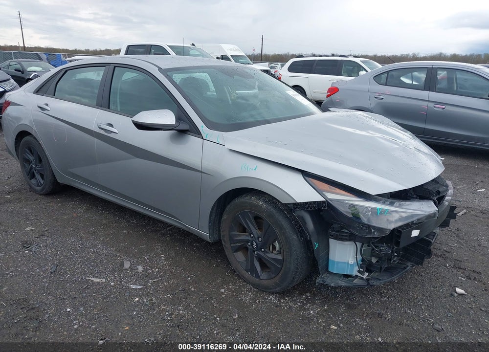 2022 HYUNDAI ELANTRA SEL VIN: 5NPLM4AG7NH071100