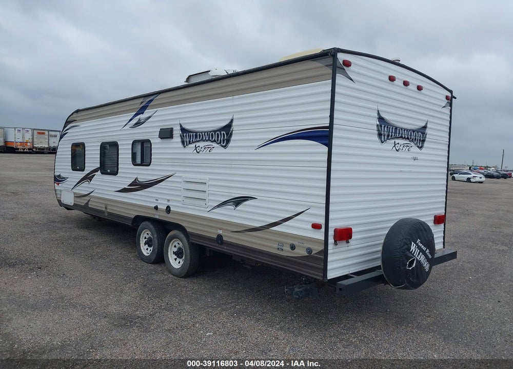 2016 WILDWOOD FOREST RIVER VIN: 4X4TWDB25G7350415
