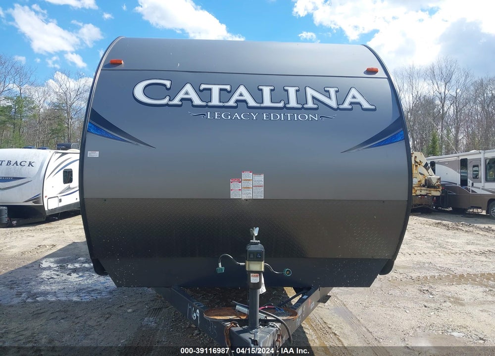 2018 COACHMEN CATALINA LEGACY 313 VIN: 5ZT2CAWB0JX012235