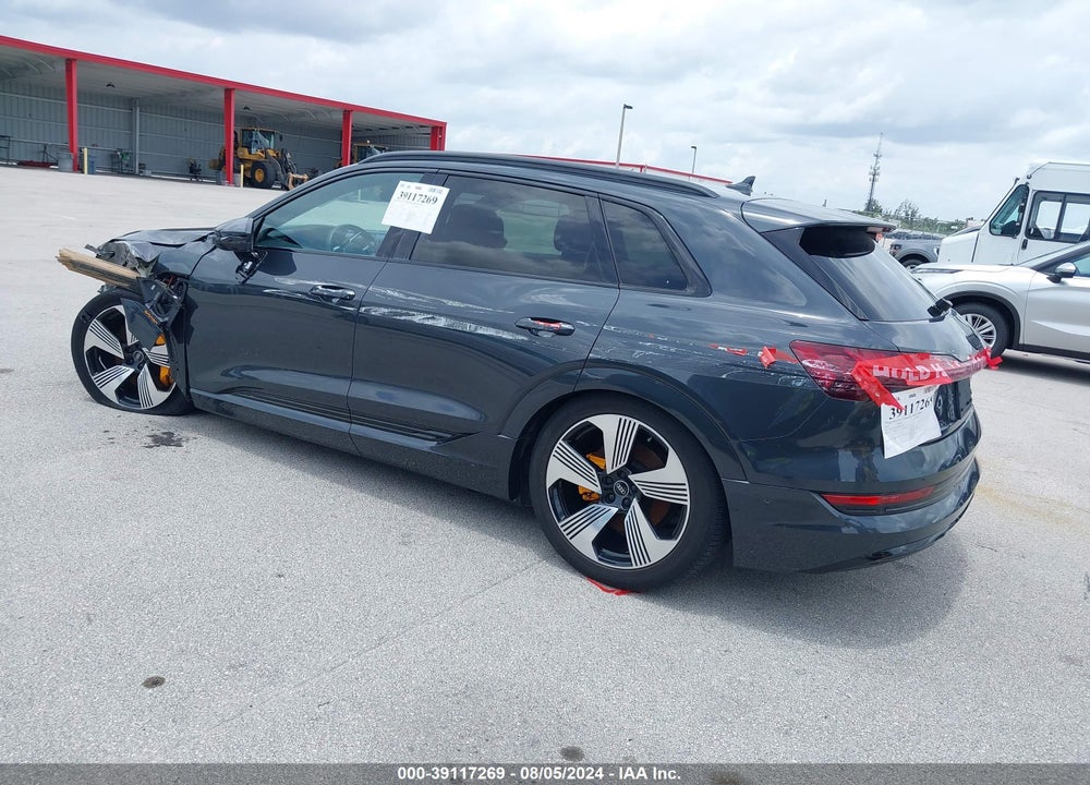 2022 AUDI E-TRON PREMIUM PLUS QUATTRO VIN: WA1LAAGE3NB010478