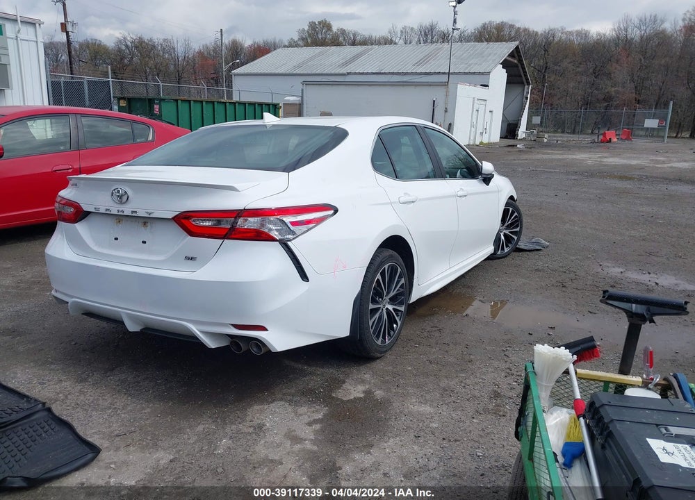 2020 TOYOTA CAMRY SE VIN: 4T1G11AK8LU958197