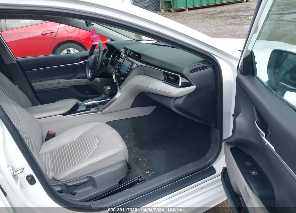 2020 TOYOTA CAMRY SE VIN: 4T1G11AK8LU958197