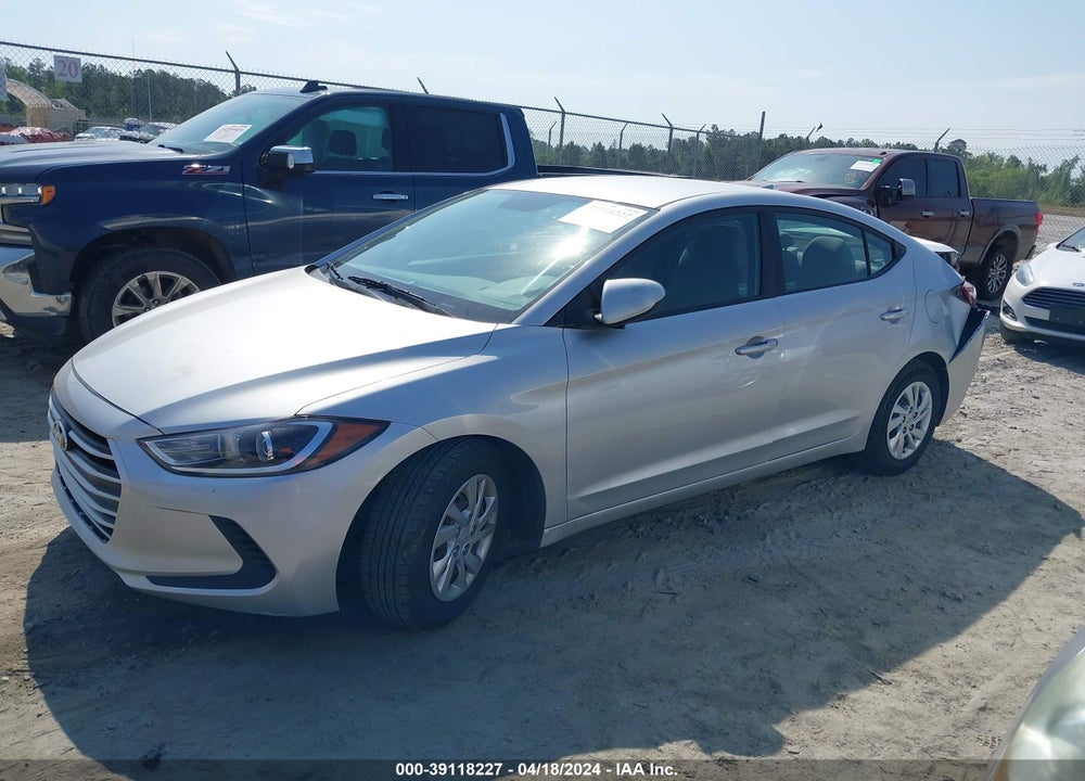 2018 HYUNDAI ELANTRA SE VIN: 5NPD74LF2JH395470