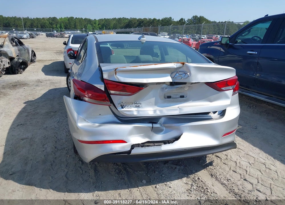2018 HYUNDAI ELANTRA SE VIN: 5NPD74LF2JH395470