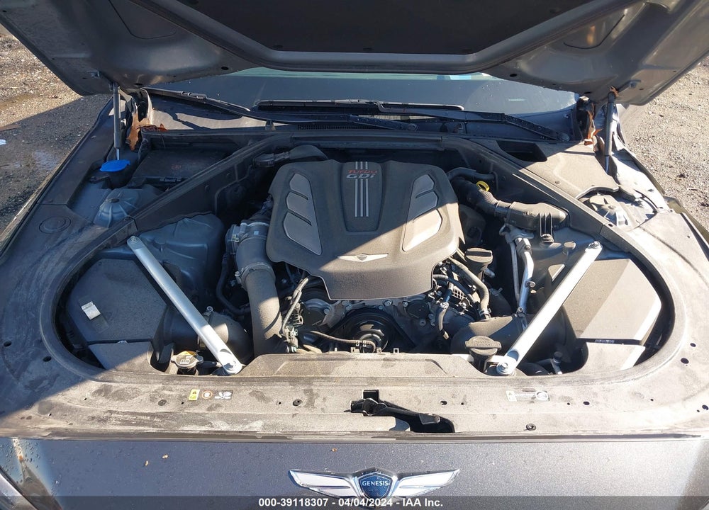 2018 GENESIS G90 3.3T PREMIUM VIN: KMHG34JA9JU040121