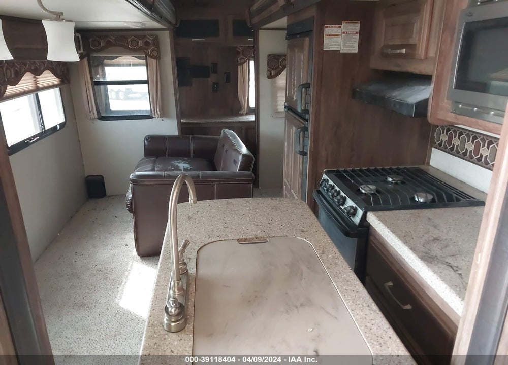2016 KEYSTONE COUGAR VIN: 4YDT33R28GV500105