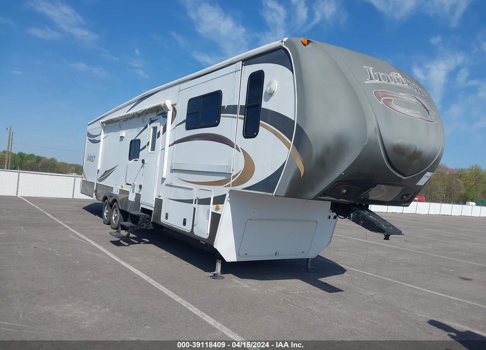 2012 INFINITY FIFTH WHEEL SERIES M VIN: 47CFNFU27CC660824