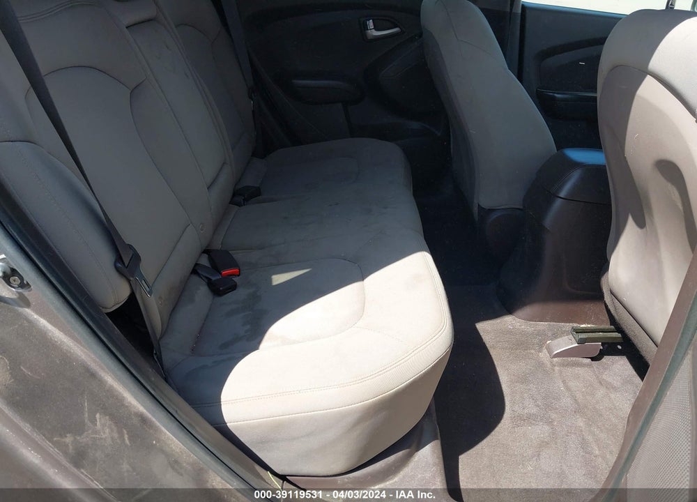 2013 HYUNDAI TUCSON GL VIN: KM8JT3AB4DU567710