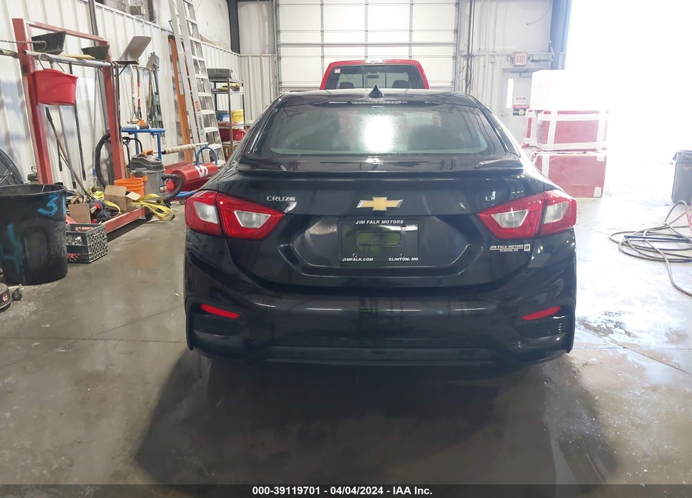 2018 CHEVROLET CRUZE LT AUTO VIN: 1G1BE5SM4J7177286