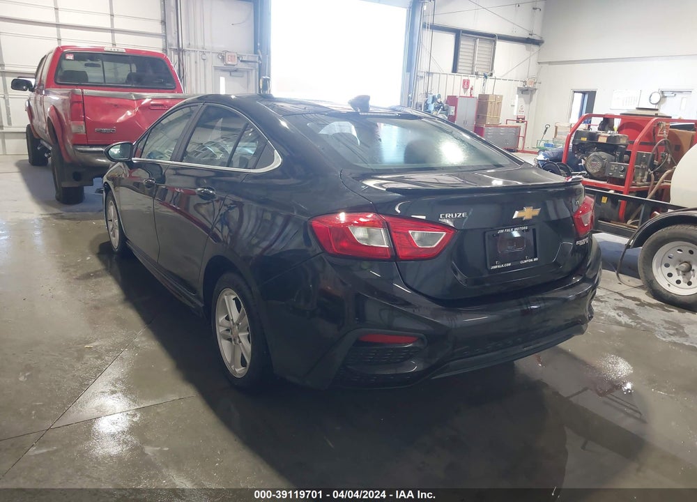 2018 CHEVROLET CRUZE LT AUTO VIN: 1G1BE5SM4J7177286