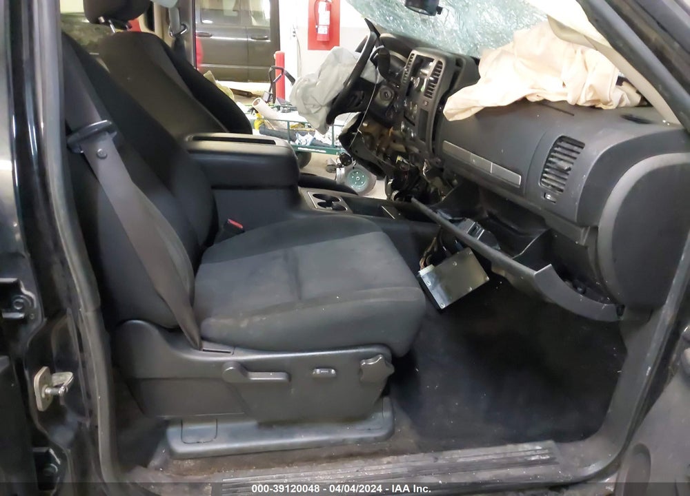 2010 CHEVROLET SILVERADO 1500 LT VIN: 3GCRKSE30AG286168