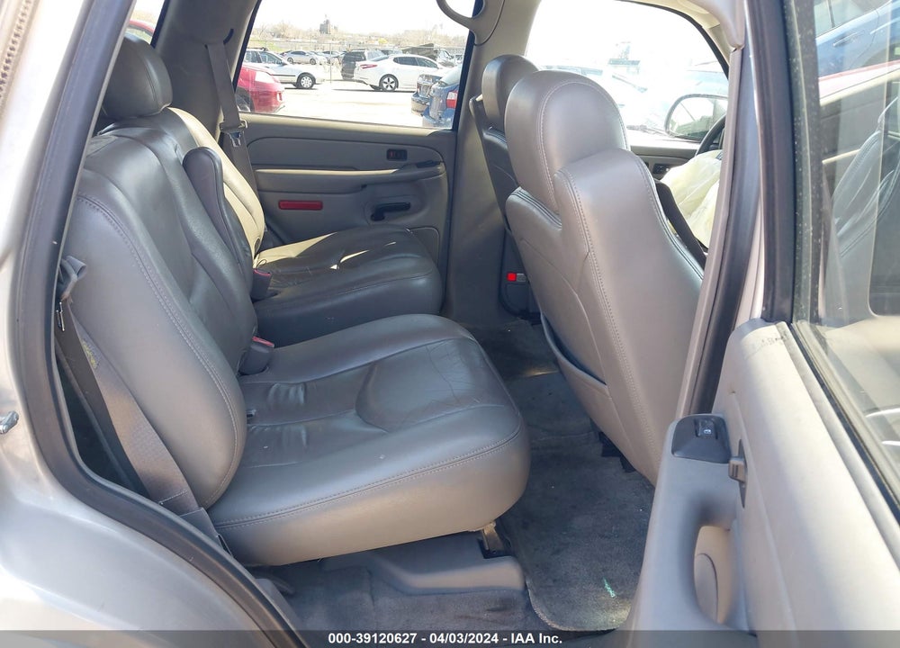 2006 CHEVROLET TAHOE LT VIN: 1GNEK13T86R156052