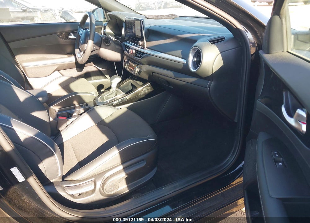 2024 KIA FORTE GT LINE VIN: 3KPF54ADXRE727994