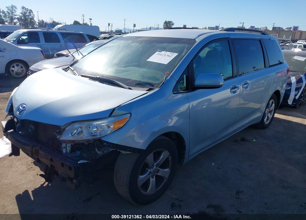 2016 TOYOTA SIENNA LE 8 PASSENGER VIN: 5TDKK3DCXGS746407