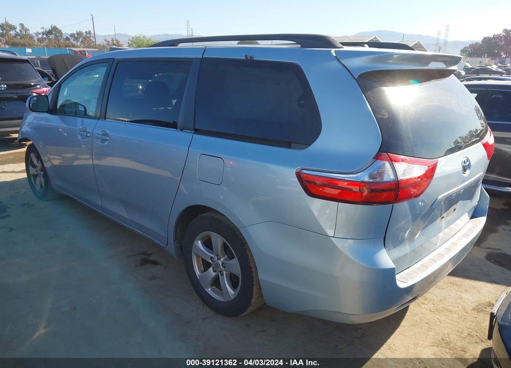 2016 TOYOTA SIENNA LE 8 PASSENGER VIN: 5TDKK3DCXGS746407