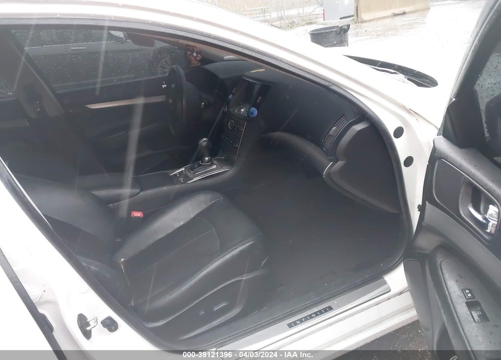 2015 INFINITI Q40 VIN: JN1CV6AP1FM503389