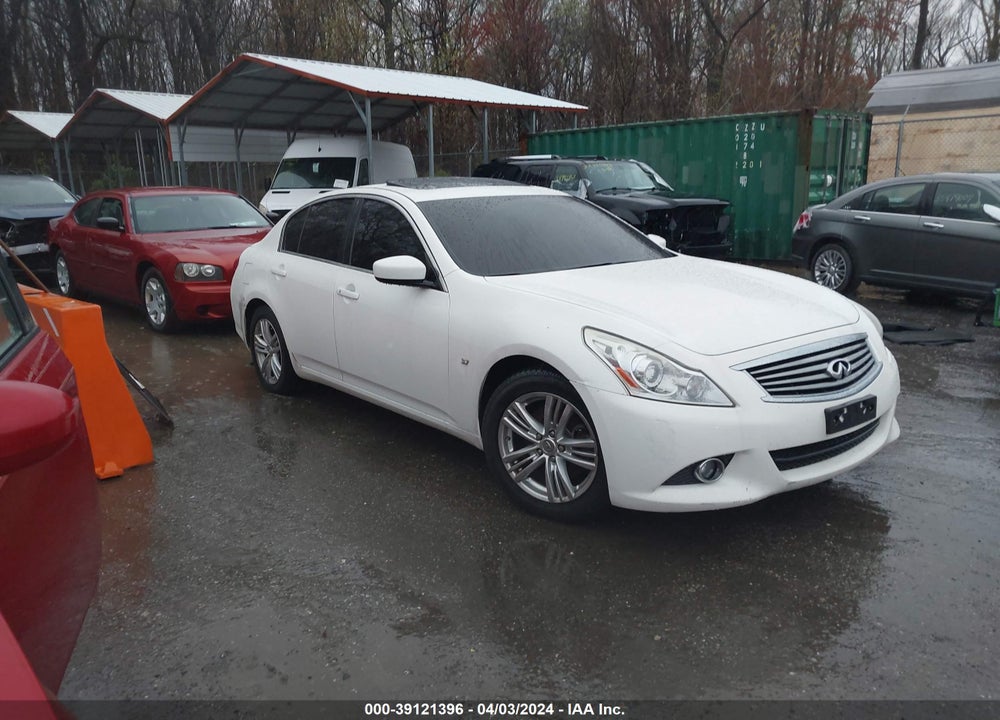 2015 INFINITI Q40 VIN: JN1CV6AP1FM503389
