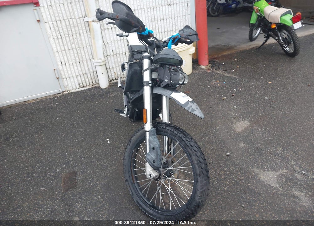 2017 ZERO MOTORCYCLES INC FX 3.3/6.5 VIN: 538XXBZ42HCC07330