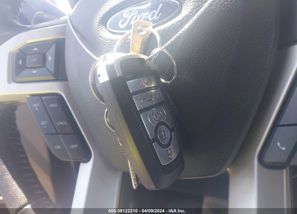 2018 FORD F-150 LARIAT VIN: 1FTEW1EG6JKE39693