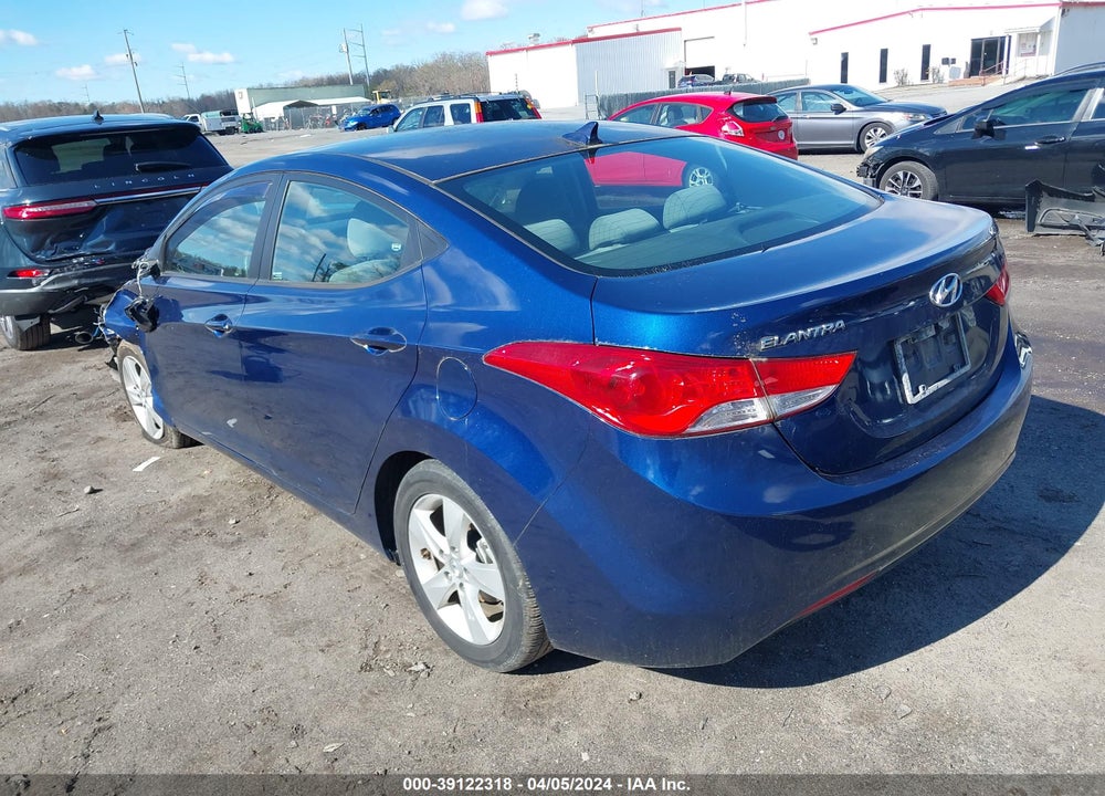 2013 HYUNDAI ELANTRA GLS VIN: KMHDH4AE5DU539851