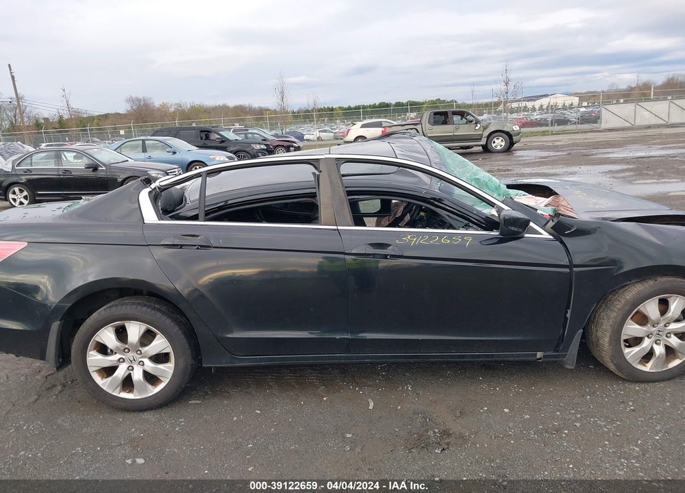 2008 HONDA ACCORD VIN: 1HGCP268X8A011273