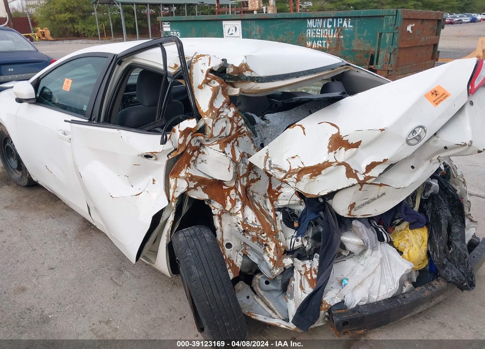 2015 TOYOTA COROLLA L VIN: 2T1BURHE7FC355120
