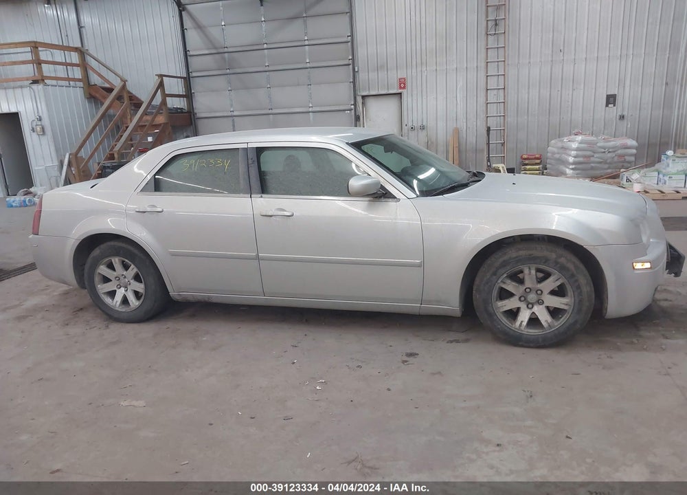 2006 CHRYSLER 300 TOURING VIN: 2C3KA53G56H401872