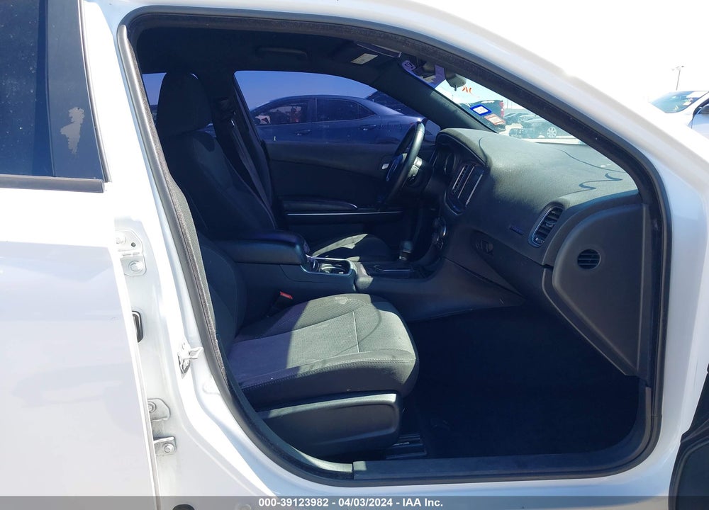 2015 DODGE CHARGER SE VIN: 2C3CDXBG4FH738395