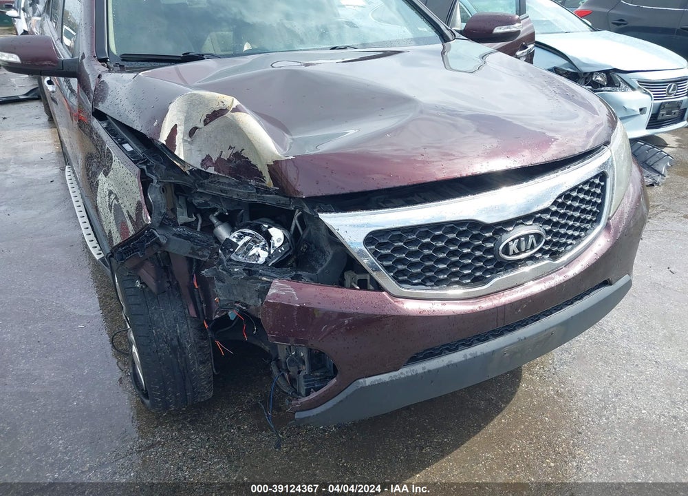 2011 KIA SORENTO EX V6 VIN: 5XYKU4A29BG178359
