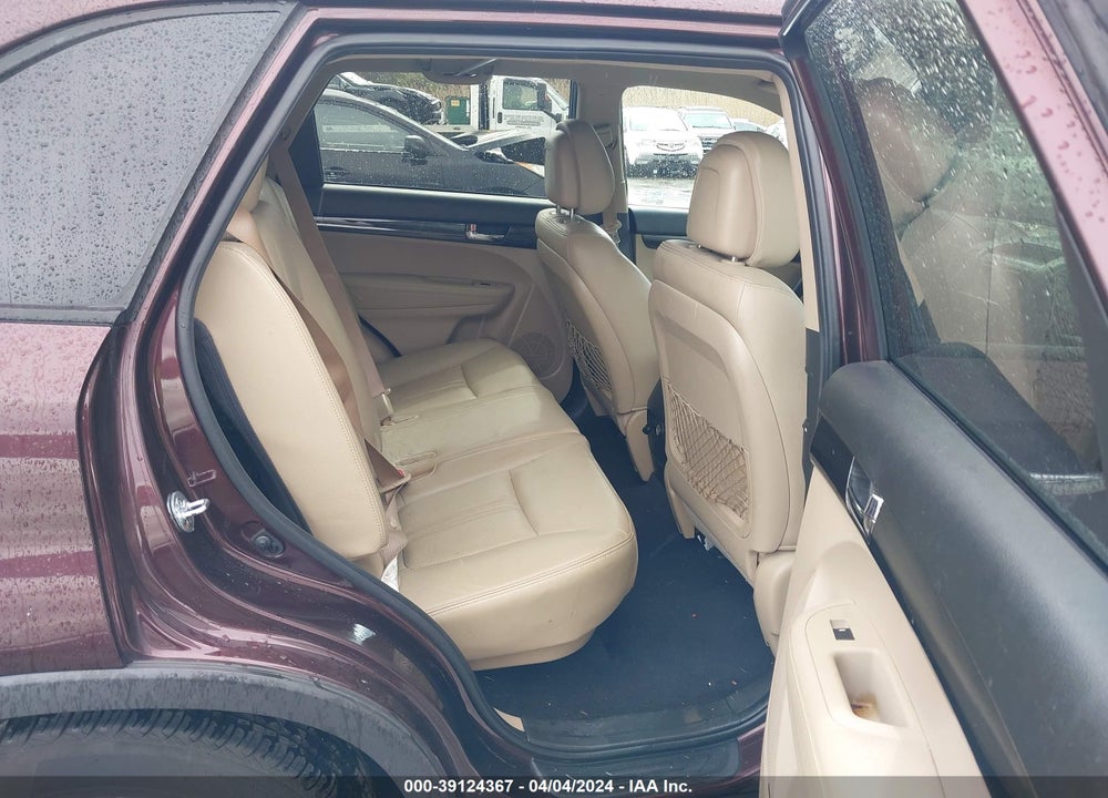 2011 KIA SORENTO EX V6 VIN: 5XYKU4A29BG178359