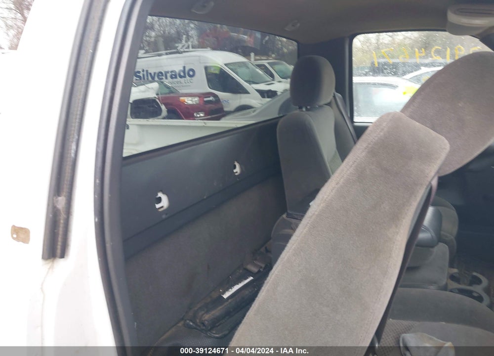 2005 CHEVROLET SILVERADO 1500 WORK TRUCK VIN: 1GCEC14V35Z357636
