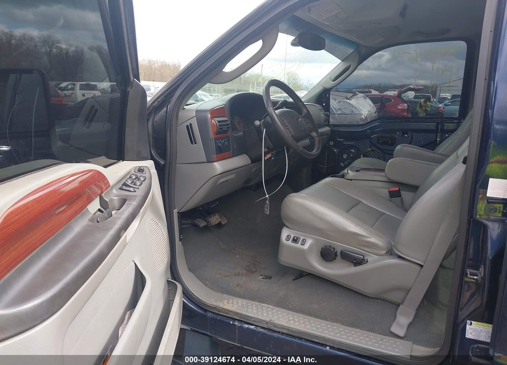 2005 FORD F-250 LARIAT/XL/XLT VIN: 1FTSW21P15EC27660