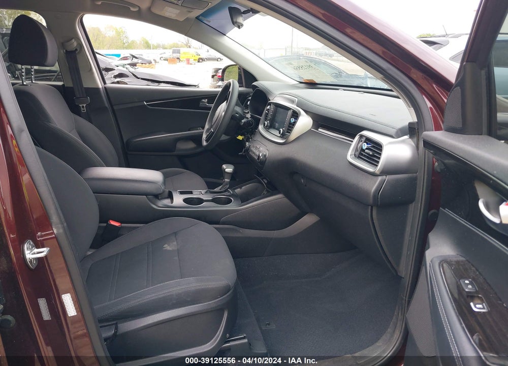2020 KIA SORENTO 3.3L LX VIN: 5XYPG4A52LG692367