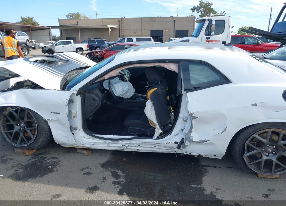 2017 DODGE CHALLENGER R/T SHAKER VIN: 2C3CDZBT4HH536149