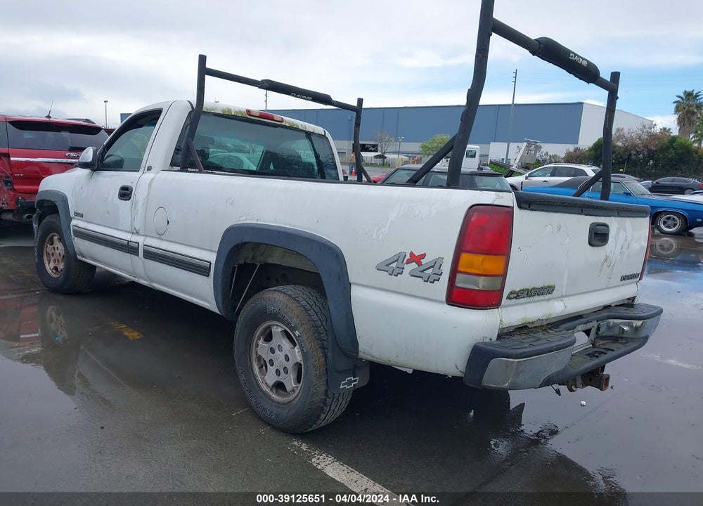 2001 CHEVROLET SILVERADO 1500 LS VIN: 1GCEK14T01E136207