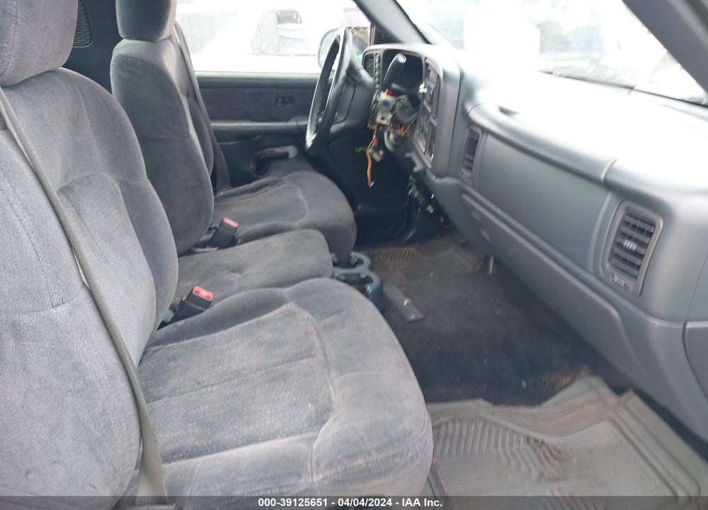 2001 CHEVROLET SILVERADO 1500 LS VIN: 1GCEK14T01E136207