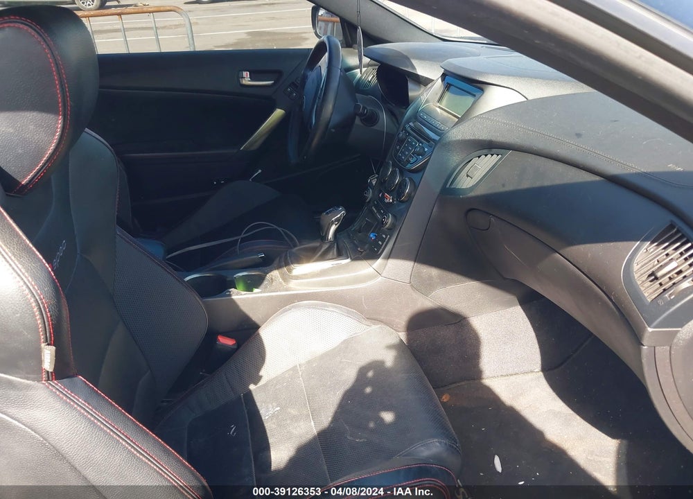 2015 HYUNDAI GENESIS 3.8 R-SPEC VIN: KMHHU6KJ8FU122019